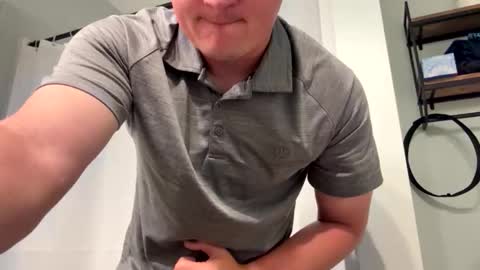 carolinaboy01 online show from April 4, 2026, 5:27 am