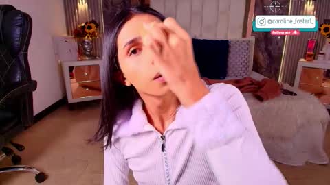 caroline_foster1 online show from March 13, 2026, 12:12 pm