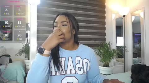 C A R O L I N E online show from February 25, 2025, 12:45 pm