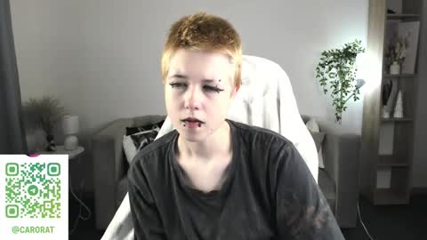 Snapshot of carolinerichter chatting on September 12, 2025, 2:44 am CarolineRichter online show from September 12, 2025, 2:44 am