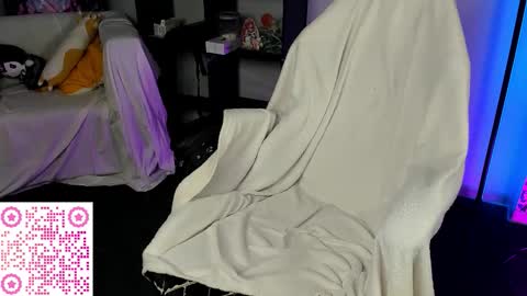 Snapshot of carolinerichter chatting on November 15, 2025, 3:15 am CarolineRichter online show from November 15, 2025, 3:15 am