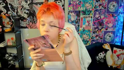 Snapshot of carolinerichter chatting on November 30, 2025, 10:58 pm CarolineRichter online show from November 30, 2025, 10:58 pm