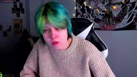 CarolineRichter online show from April 19, 2026, 2:33 am