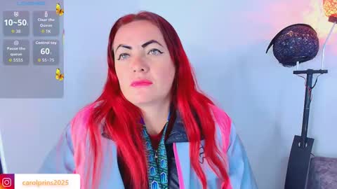 Carolinhe  online show from November 12, 2025, 11:54 am