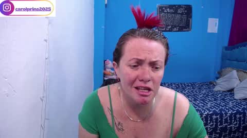 Carolinhe  online show from March 22, 2026, 2:42 pm