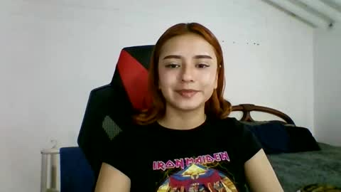 carolinnapinkman online show from May 16, 2026, 7:34 pm