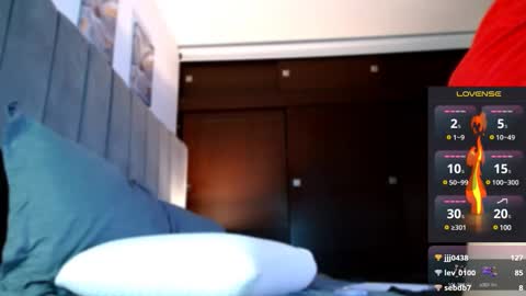 Carolinne online show from December 1, 2024, 10:32 pm