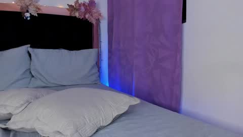 Caro  online show from January 4, 2025, 1:31 am