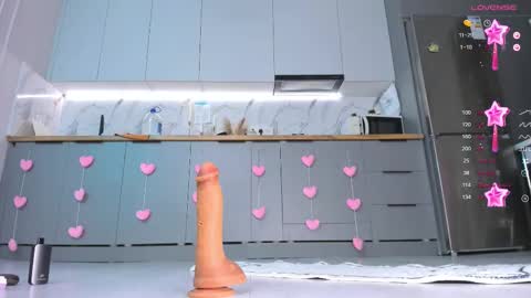Snapshot of carpe_diemmm chatting on February 10, 2025, 9:36 pm Yummi online show from February 10, 2025, 9:36 pm