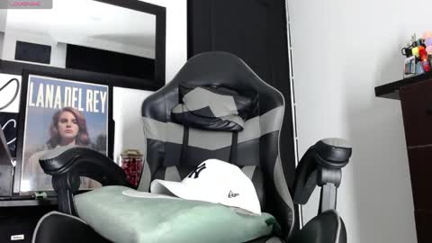 Matheus online show from April 21, 2026, 1:42 am