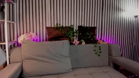 Casey sweeet online show from May 21, 2026, 9:16 am
