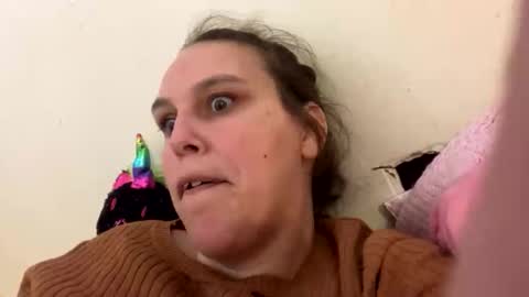 Snapshot of cashcoupllle chatting on April 19, 2026, 8:44 pm Cash Couple online show from April 19, 2026, 8:44 pm