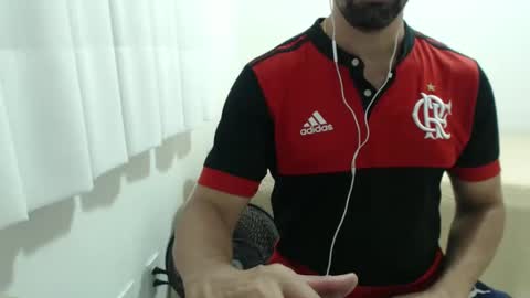 Snapshot of cashmastermuscle77 chatting on December 24, 2024, 4:11 am cashmastermuscle77 online show from December 24, 2024, 4:11 am
