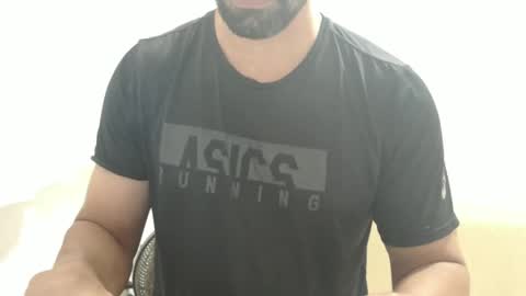 Snapshot of cashmastermuscle77 chatting on January 1, 2025, 9:31 pm cashmastermuscle77 online show from January 1, 2025, 9:31 pm
