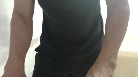 Snapshot of cashmastermuscle77 chatting on January 2, 2025, 12:13 pm cashmastermuscle77 online show from January 2, 2025, 12:13 pm