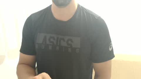 Snapshot of cashmastermuscle77 chatting on January 10, 2025, 12:15 pm cashmastermuscle77 online show from January 10, 2025, 12:15 pm