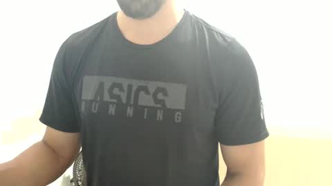 Snapshot of cashmastermuscle77 chatting on January 14, 2025, 11:16 pm cashmastermuscle77 online show from January 14, 2025, 11:16 pm
