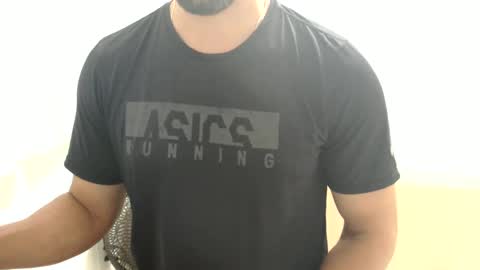 Snapshot of cashmastermuscle77 chatting on January 15, 2025, 6:51 pm cashmastermuscle77 online show from January 15, 2025, 6:51 pm
