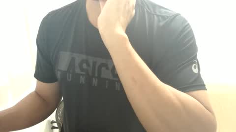 Snapshot of cashmastermuscle77 chatting on January 16, 2025, 1:14 pm cashmastermuscle77 online show from January 16, 2025, 1:14 pm