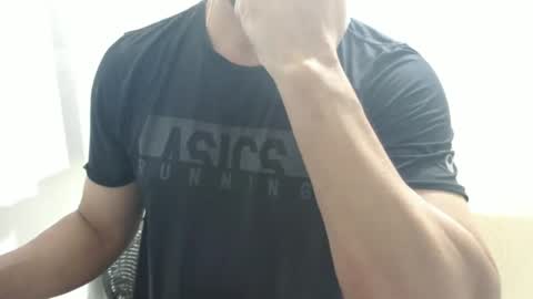 Snapshot of cashmastermuscle77 chatting on January 17, 2025, 12:42 am cashmastermuscle77 online show from January 17, 2025, 12:42 am