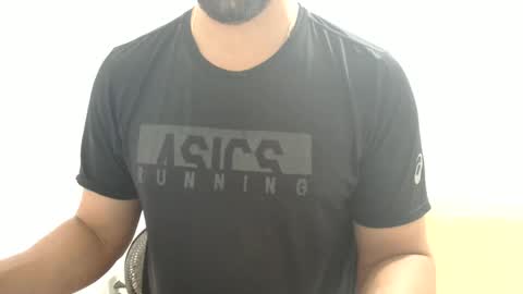 Snapshot of cashmastermuscle77 chatting on January 19, 2025, 1:12 pm cashmastermuscle77 online show from January 19, 2025, 1:12 pm