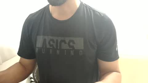Snapshot of cashmastermuscle77 chatting on January 21, 2025, 3:15 am cashmastermuscle77 online show from January 21, 2025, 3:15 am