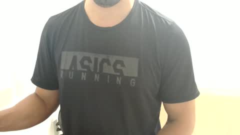 Snapshot of cashmastermuscle77 chatting on January 31, 2025, 11:03 am cashmastermuscle77 online show from January 31, 2025, 11:03 am