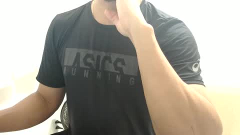 Snapshot of cashmastermuscle77 chatting on February 2, 2025, 1:02 am cashmastermuscle77 online show from February 2, 2025, 1:02 am