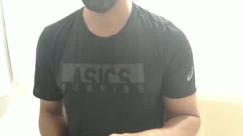 Snapshot of cashmastermuscle77 chatting on February 3, 2025, 10:14 am cashmastermuscle77 online show from February 3, 2025, 10:14 am