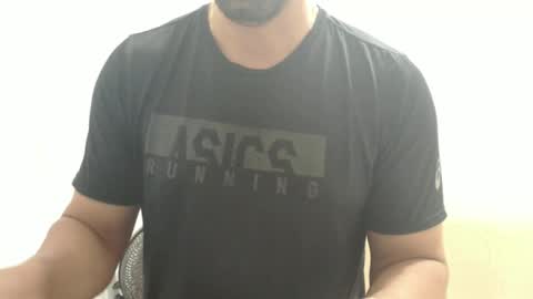 Snapshot of cashmastermuscle77 chatting on February 5, 2025, 10:19 am cashmastermuscle77 online show from February 5, 2025, 10:19 am