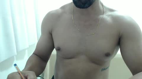 Snapshot of cashmastermuscle77 chatting on September 14, 2025, 11:37 pm cashmastermuscle77 online show from September 14, 2025, 11:37 pm