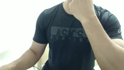 Snapshot of cashmastermuscle77 chatting on September 30, 2025, 12:26 am cashmastermuscle77 online show from September 30, 2025, 12:26 am