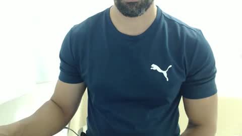 cashmastermuscle77 online show from February 5, 2026, 10:58 pm