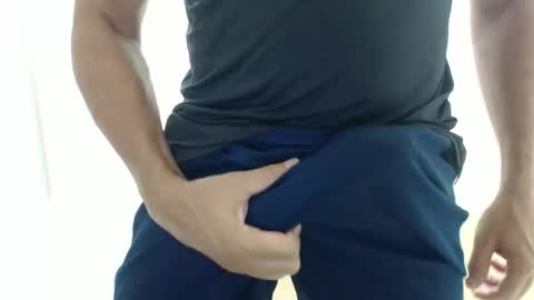 cashmastermuscle77 online show from March 11, 2026, 10:32 am