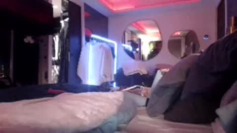 cassandra06400 online show from November 17, 2025, 2:28 am