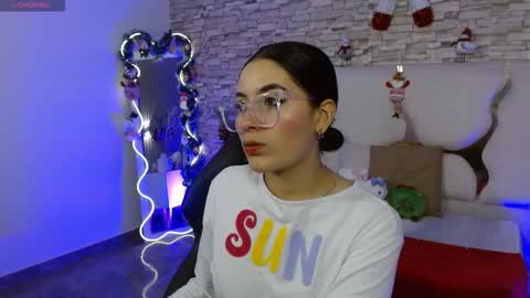 casse_tay online show from November 28, 2025, 3:09 am