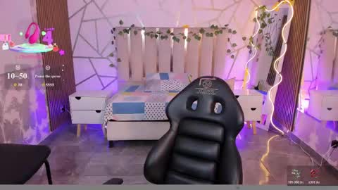 casse_tay online show from June 7, 2026, 3:21 am