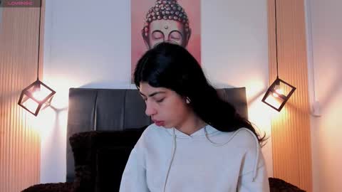 cassie_bloom online show from November 9, 2025, 8:07 pm