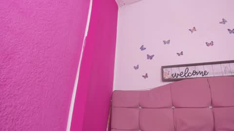 Cassie Jones online show from December 22, 2024, 6:49 am