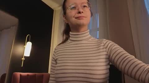 assie online show from December 4, 2025, 12:25 pm