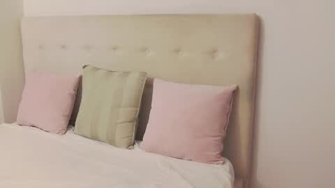 CassieHilton online show from November 18, 2025, 8:35 pm