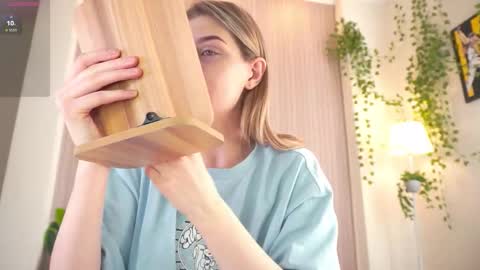 Im Cassie3 online show from March 4, 2026, 8:31 am