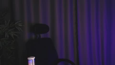 Cassie online show from March 19, 2026, 1:15 pm