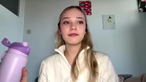 Snapshot of cassijent chatting on March 2, 2026, 7:15 am Olivia online show from March 2, 2026, 7:15 am