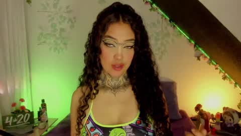 Snapshot of cata_greenn chatting on January 23, 2025, 9:29 pm Cata green model independient online show from January 23, 2025, 9:29 pm