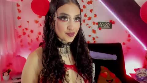 Snapshot of cata_greenn chatting on February 10, 2025, 8:31 pm Cata green model independient online show from February 10, 2025, 8:31 pm