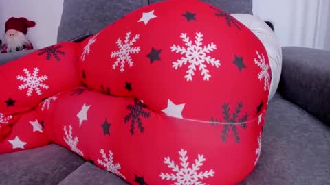 Cataleya online show from December 23, 2024, 2:45 am