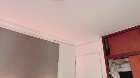 Catalina online show from April 2, 2026, 3:37 am