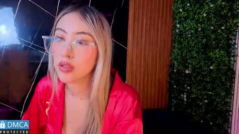 catalina_18g online show from March 4, 2026, 12:11 pm