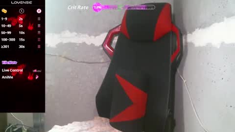 catalina_colombia online show from October 8, 2025, 4:59 pm